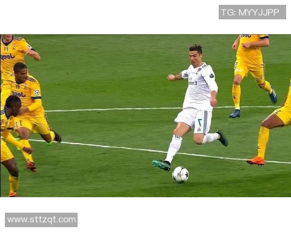 球星花式足球精彩瞬间集锦 展现无与伦比的技巧与创意