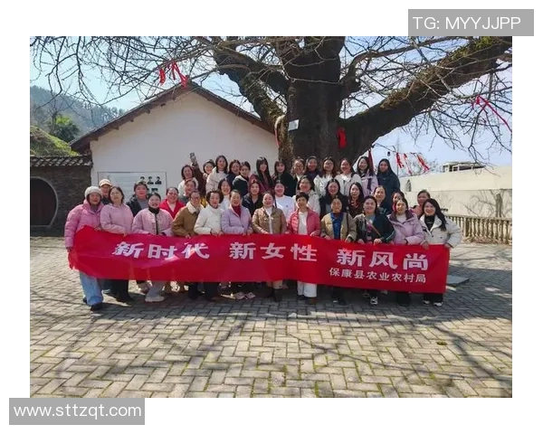 重庆女足球星奋勇拼搏展现巾帼风采激励新时代青年逐梦绿茵